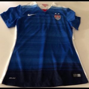 USWNT Jersey dry-fit size med